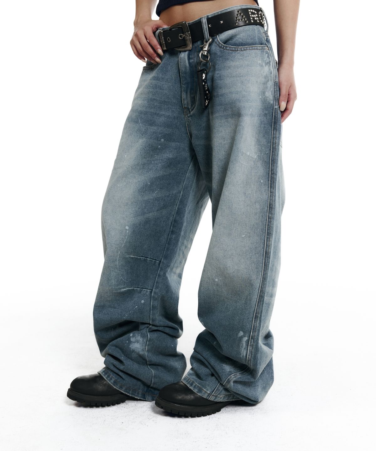 아캄(AAKAM) Splatter Painted Denim Pants (Sky Blue)