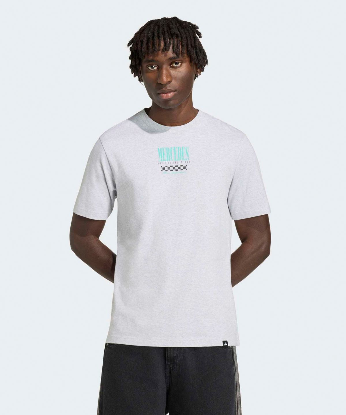 아디다스(ADIDAS) 메르세데스 AMG F1 팀 그래픽 티셔츠 02 - 라이트그레이 / KG0868