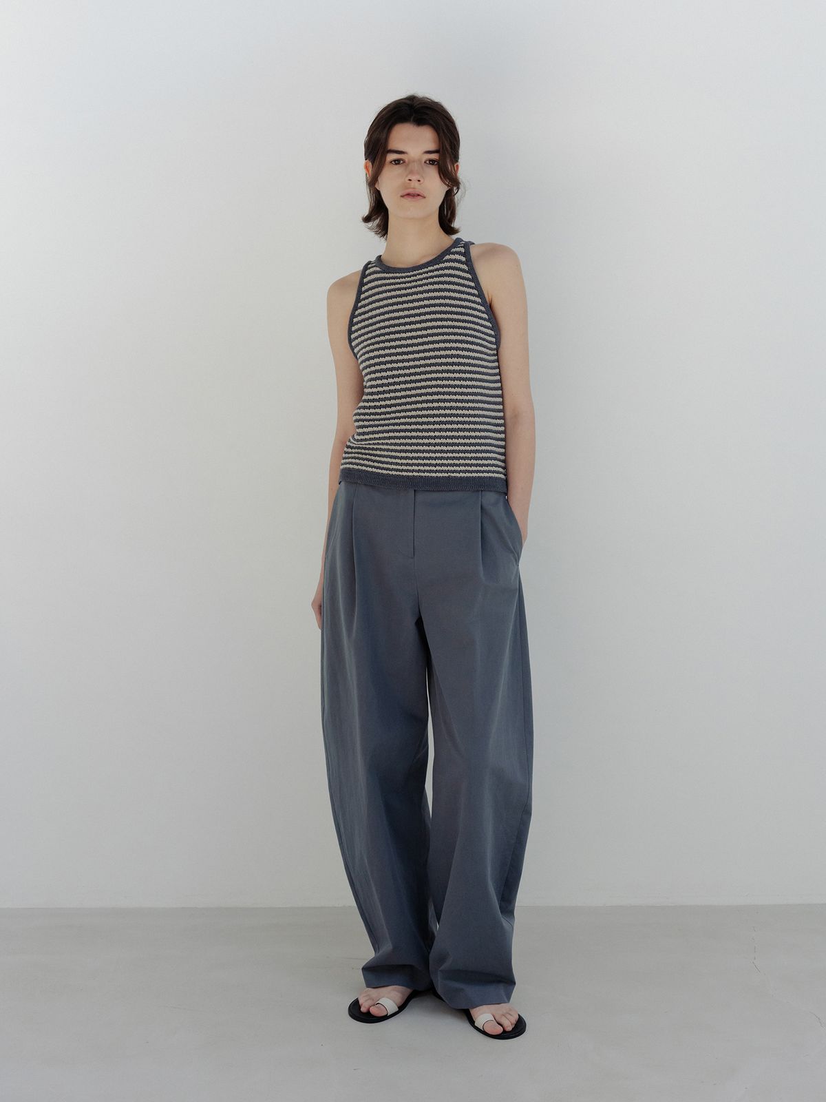 모이아(MOIA) wave knit top (blue mix)