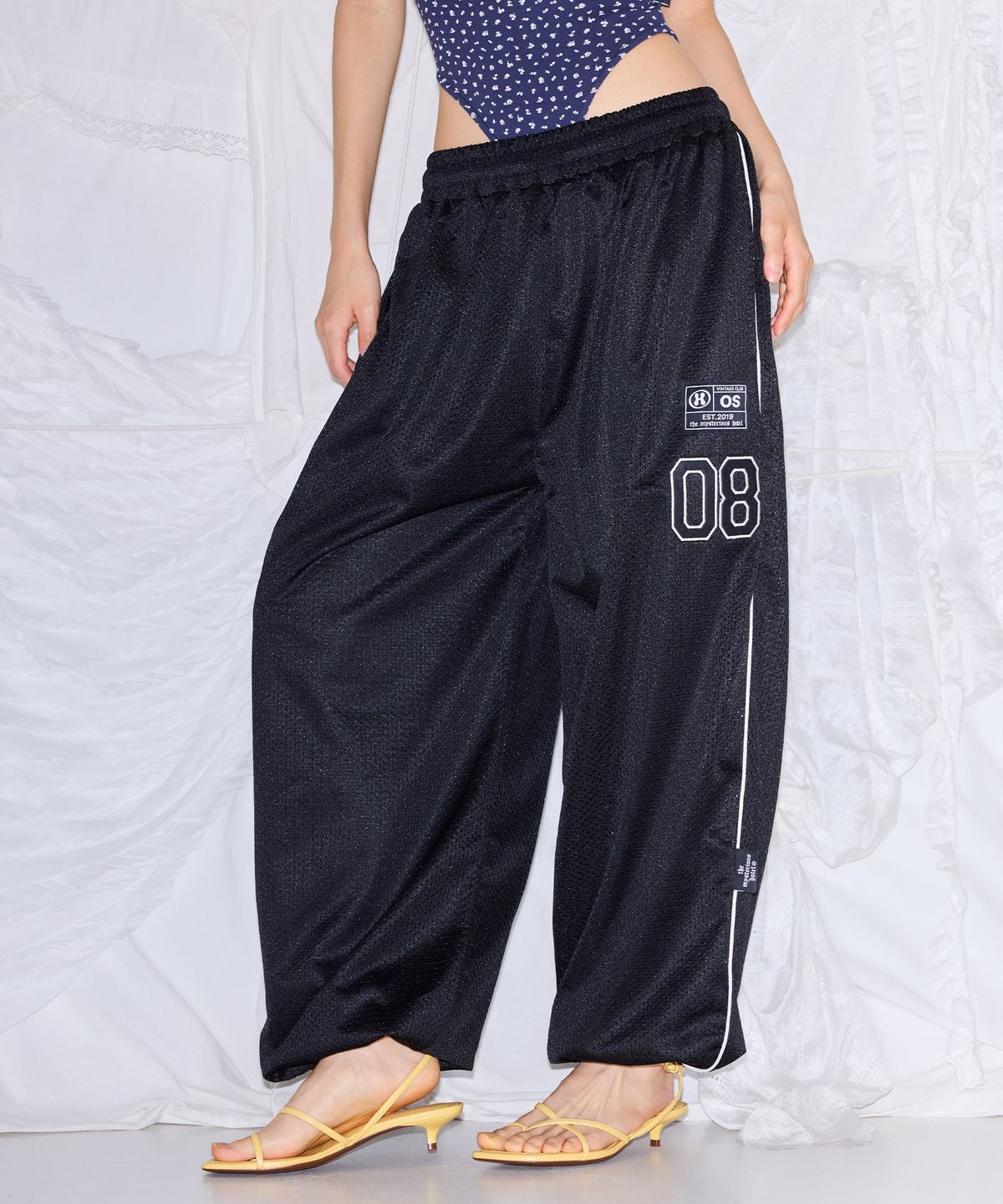 미스테리어스호텔(THE MYSTERIOUS HOTEL) PATCH MESH PANTS [BLACK]