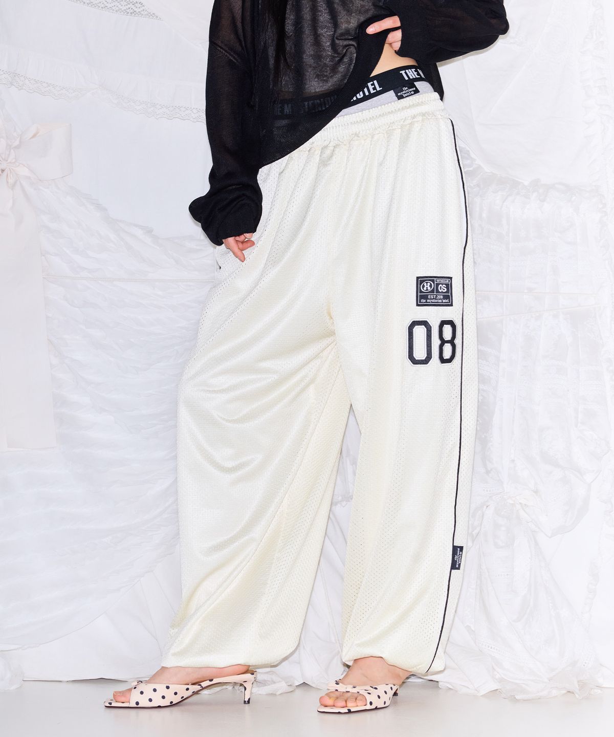 미스테리어스호텔(THE MYSTERIOUS HOTEL) PATCH MESH PANTS [IVORY]