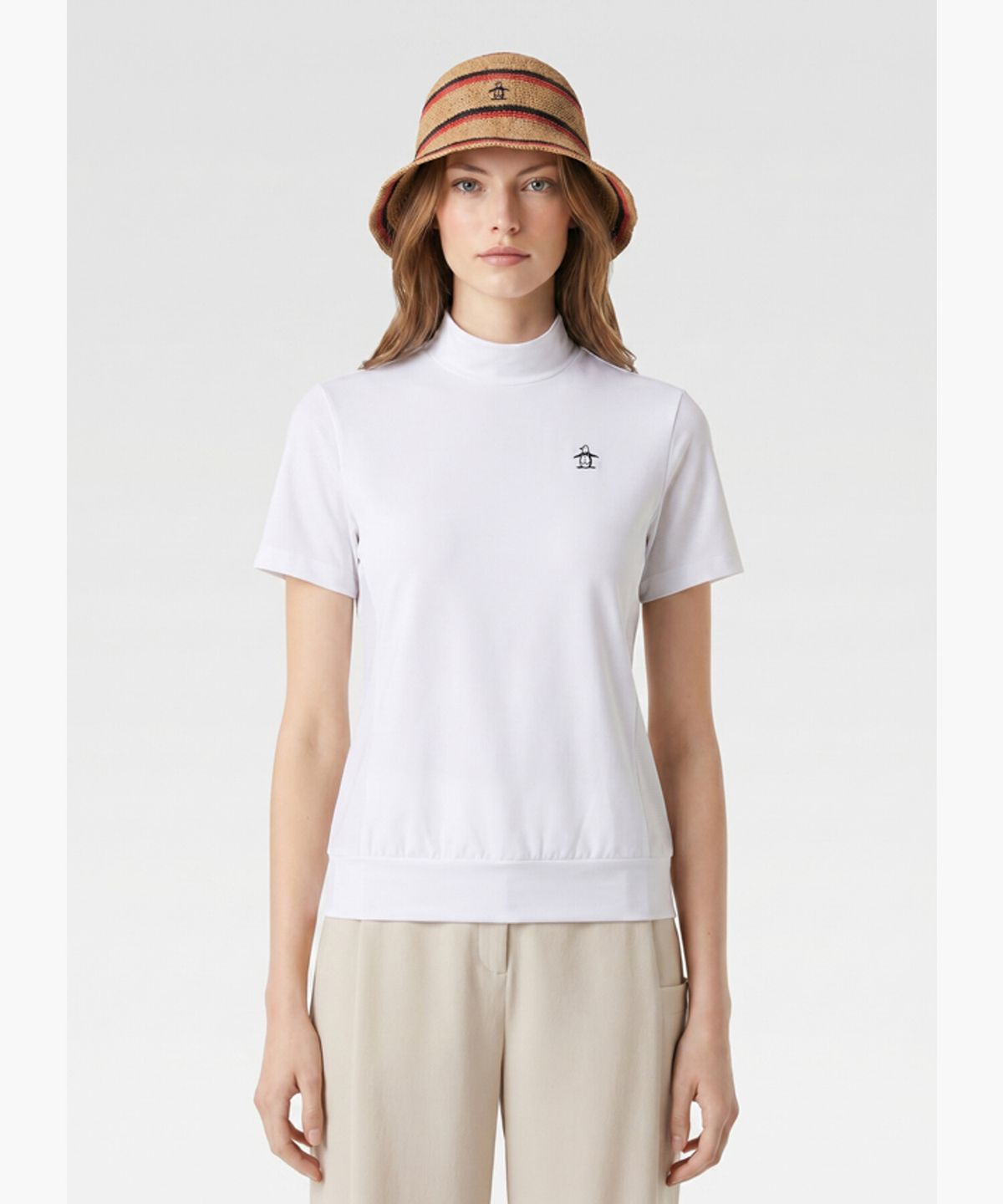먼싱웨어(MUNSINGWEAR) 여성 AIR DOT 모크넥 티셔츠 화이트 MR222LTS61