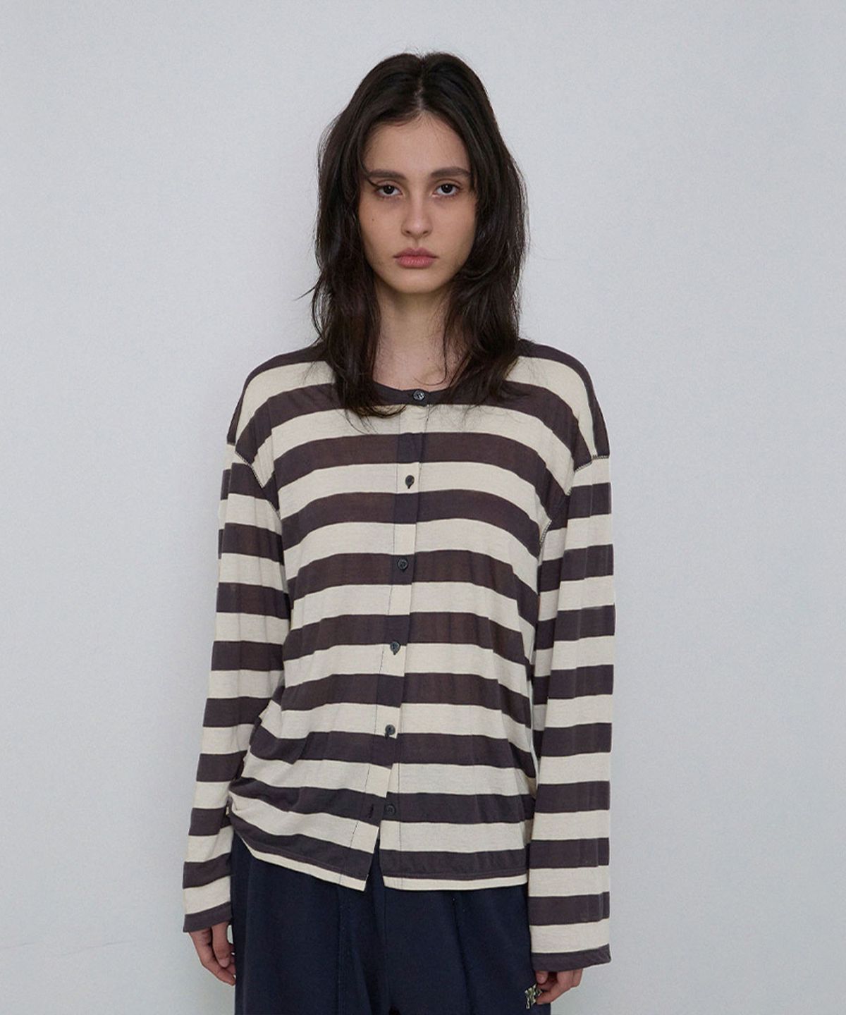 프리퍼프리퍼(PREFERPREFER) 2-Way Stripe Cardigan (Charcoal)