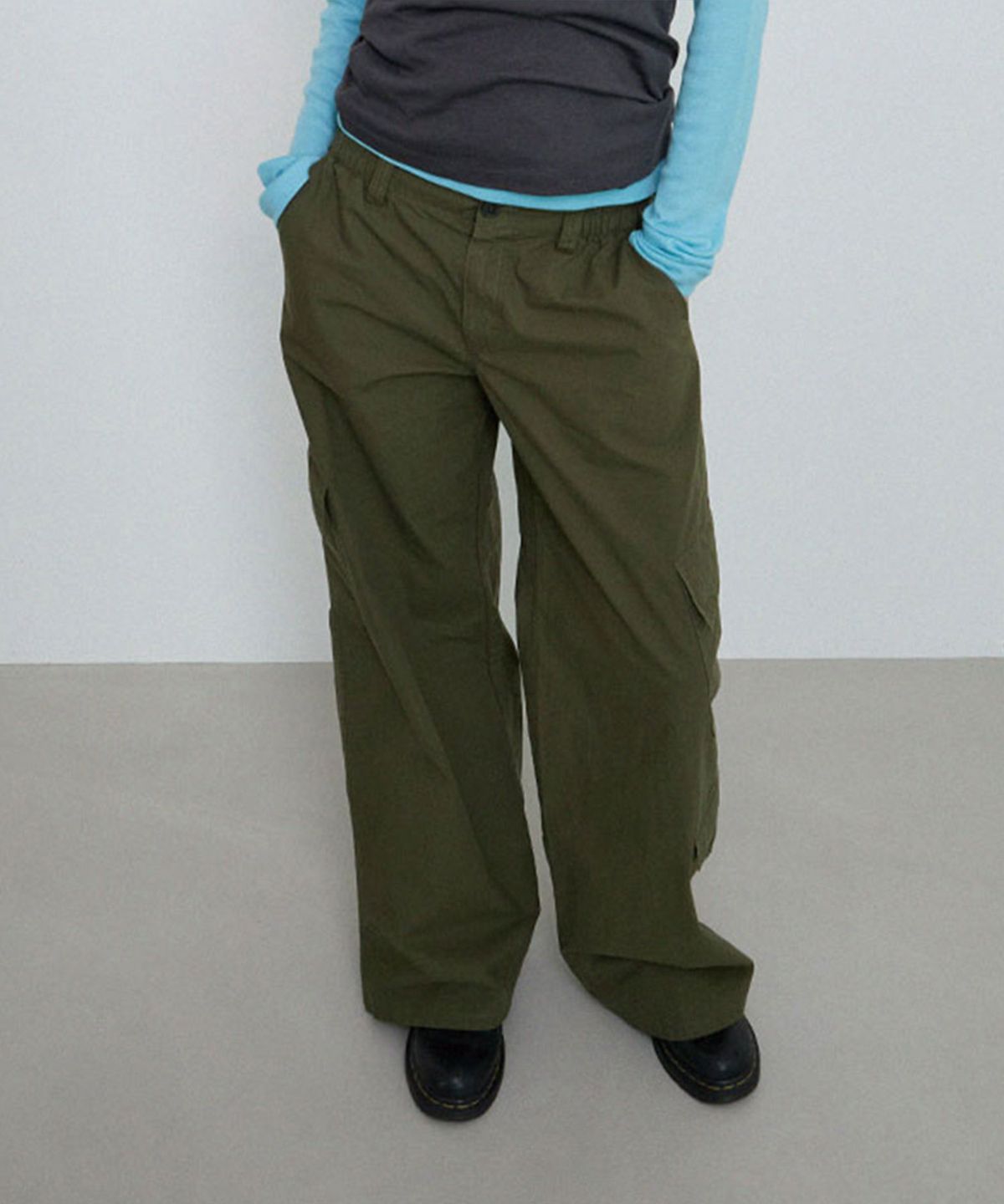 프리퍼프리퍼(PREFERPREFER) Low Banding Cargo Pants (Khaki)