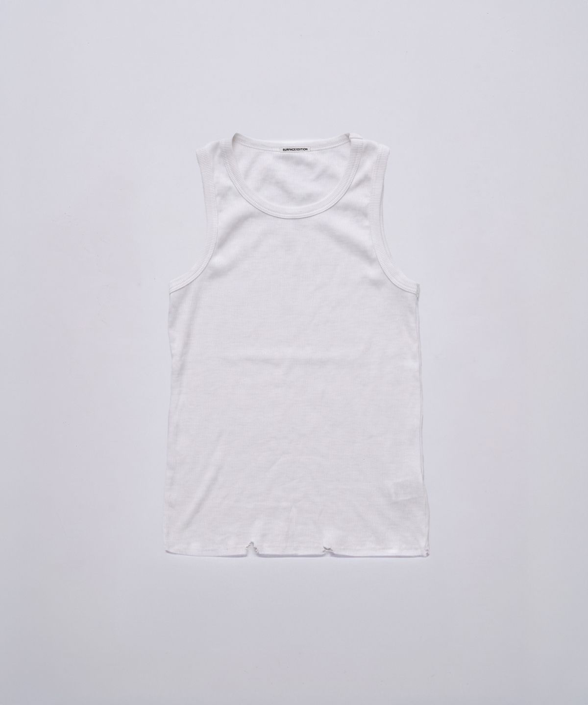 서피스에디션(SURFACE EDITION) DAMAGED RIBBED SLEEVELESS WHITE