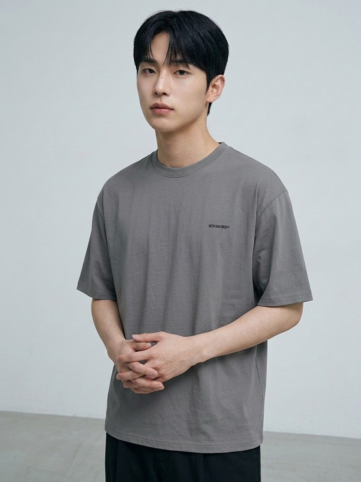 행텐(HANGTEN) 남성 로고 라운드넥 반팔 티셔츠_165(10570-031-424-31)
