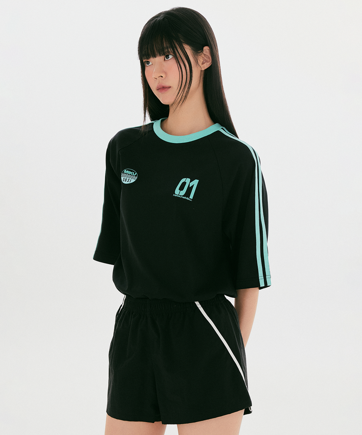 스파오(SPAO) [하츠네미쿠] 배색 반팔 티셔츠(Black)_SPRLG37U20