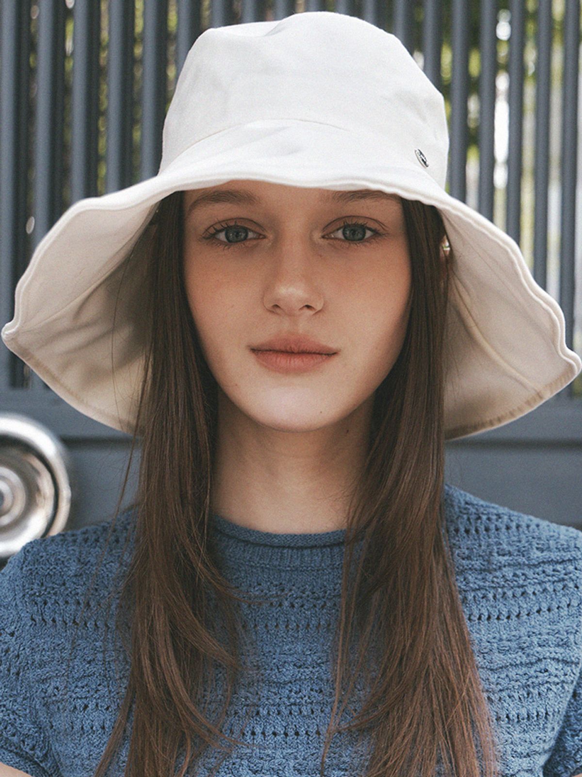 메르헨(MERCHEN) Hei strap bucket hat_2color