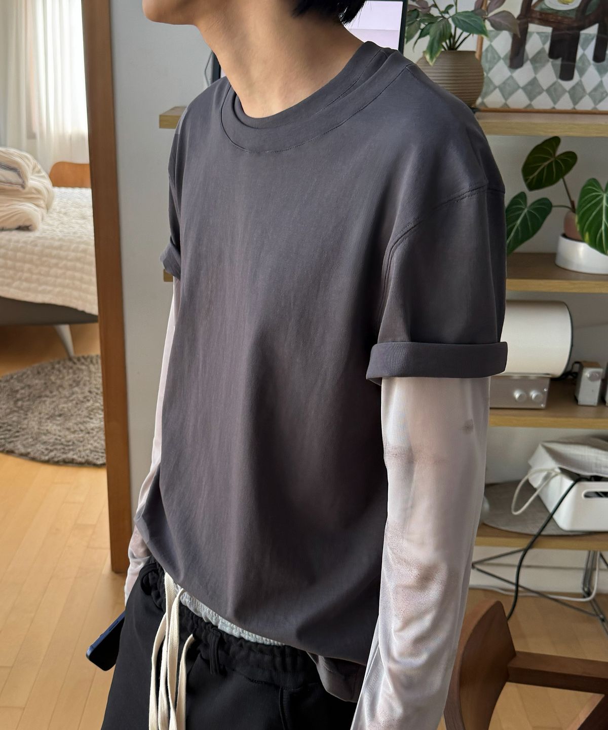 우알롱(WOOALONG) Double neck cotton over t-shirts -CHARCOAL