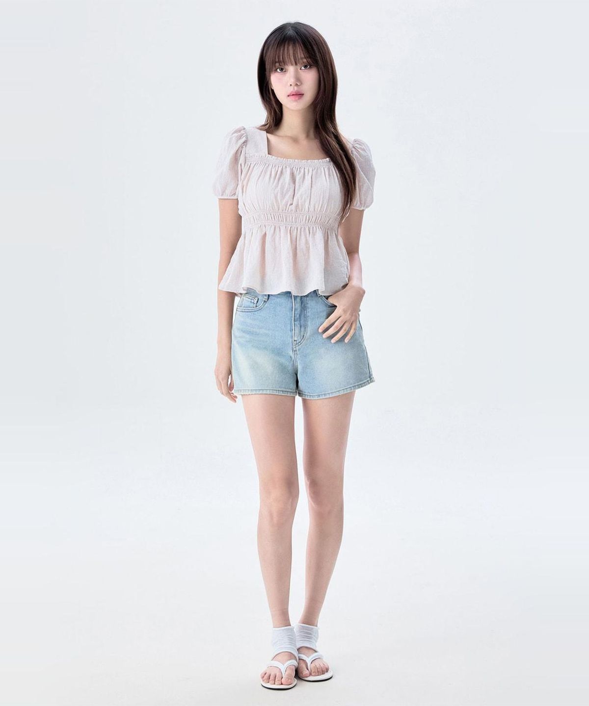 미쏘(MIXXO) 스모킹 반팔 블라우스_MIWBWG7B02