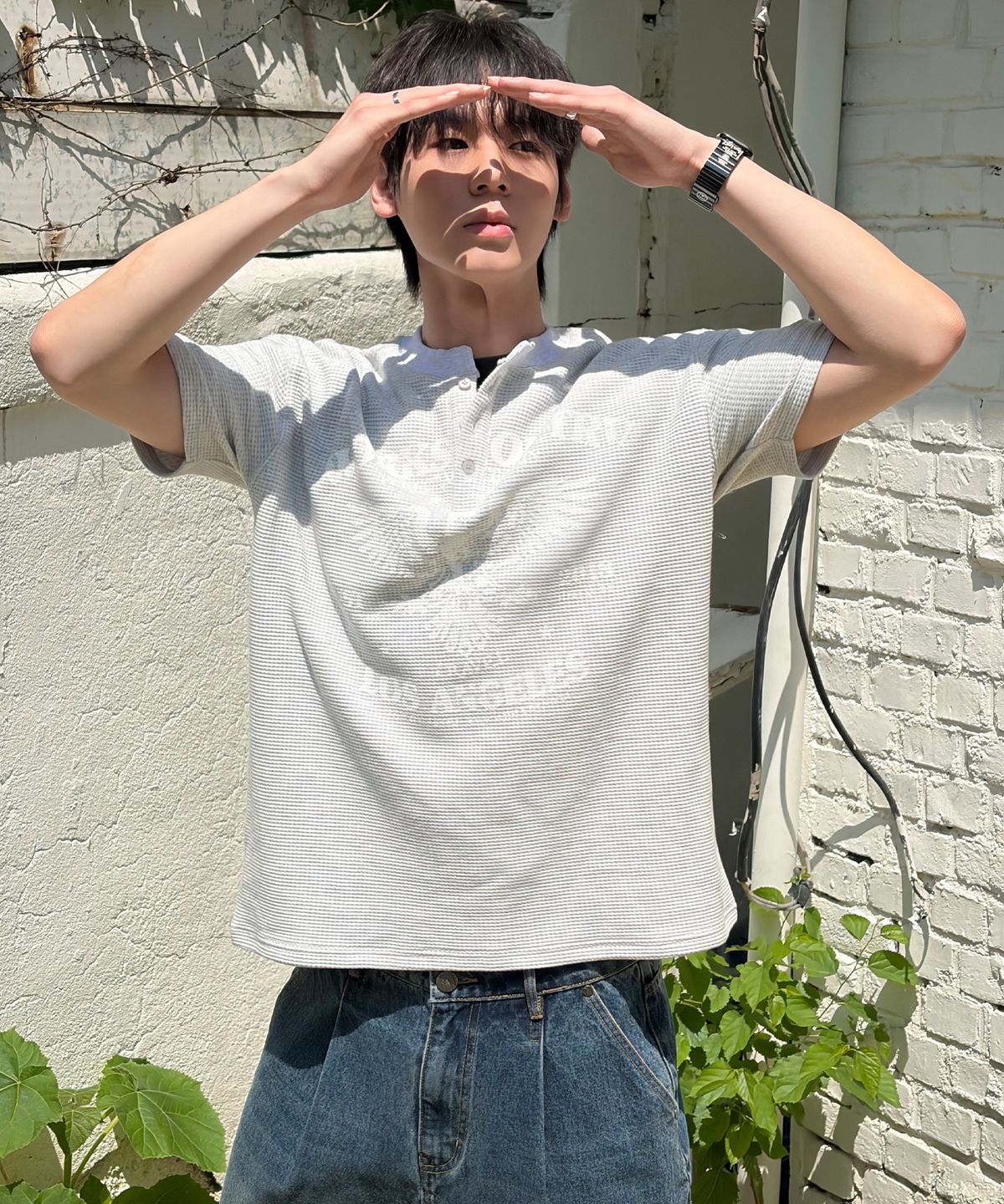 트래블(TRAVEL) 엠블럼 와플 헨리넥 반팔티 헤더 그레이
