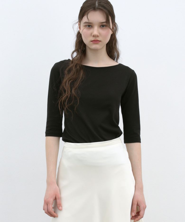 BOAT NECK T-SHIRT - BLACK