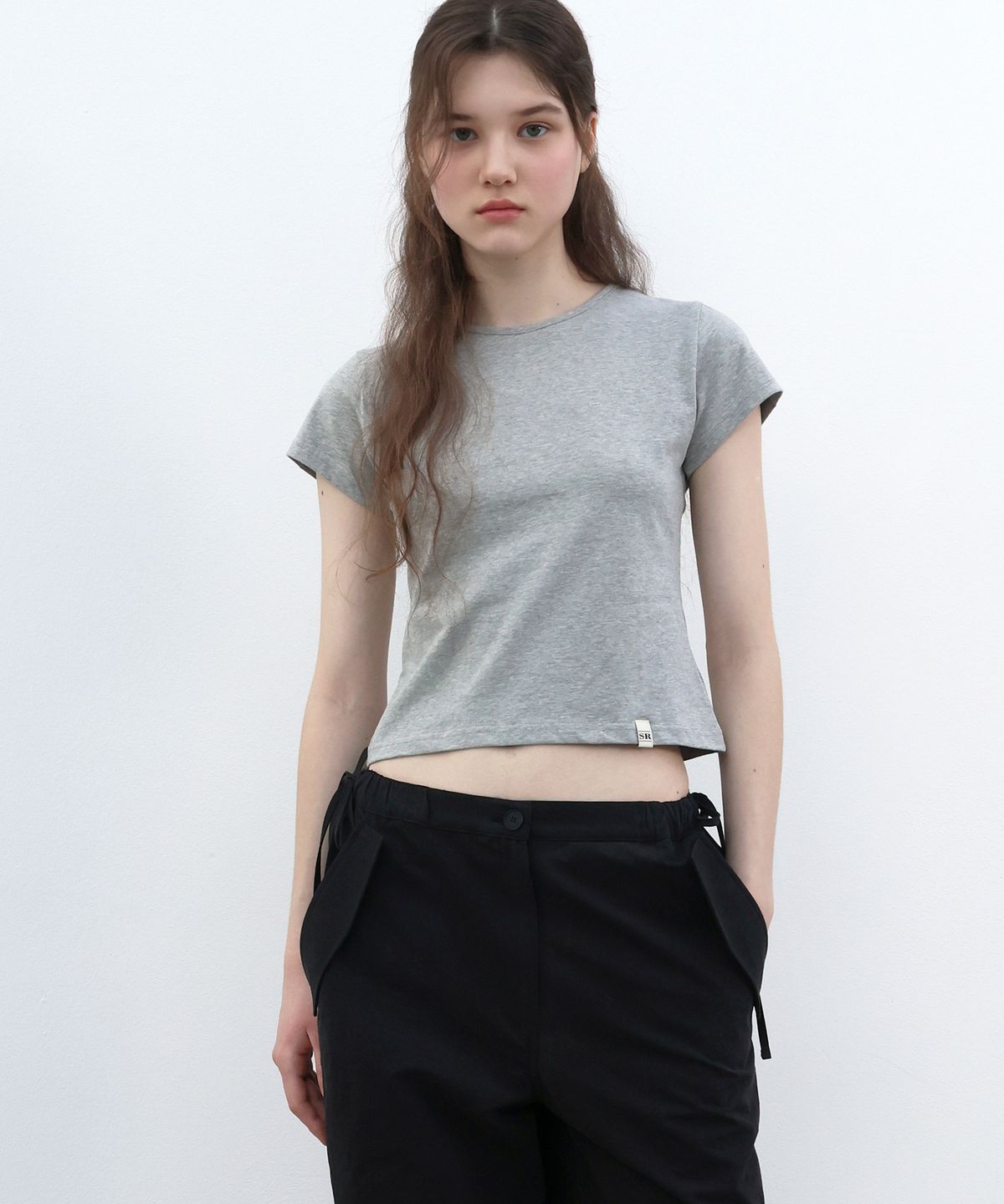 쏘이르(SO IR) CROP T-SHIRT - GRAY