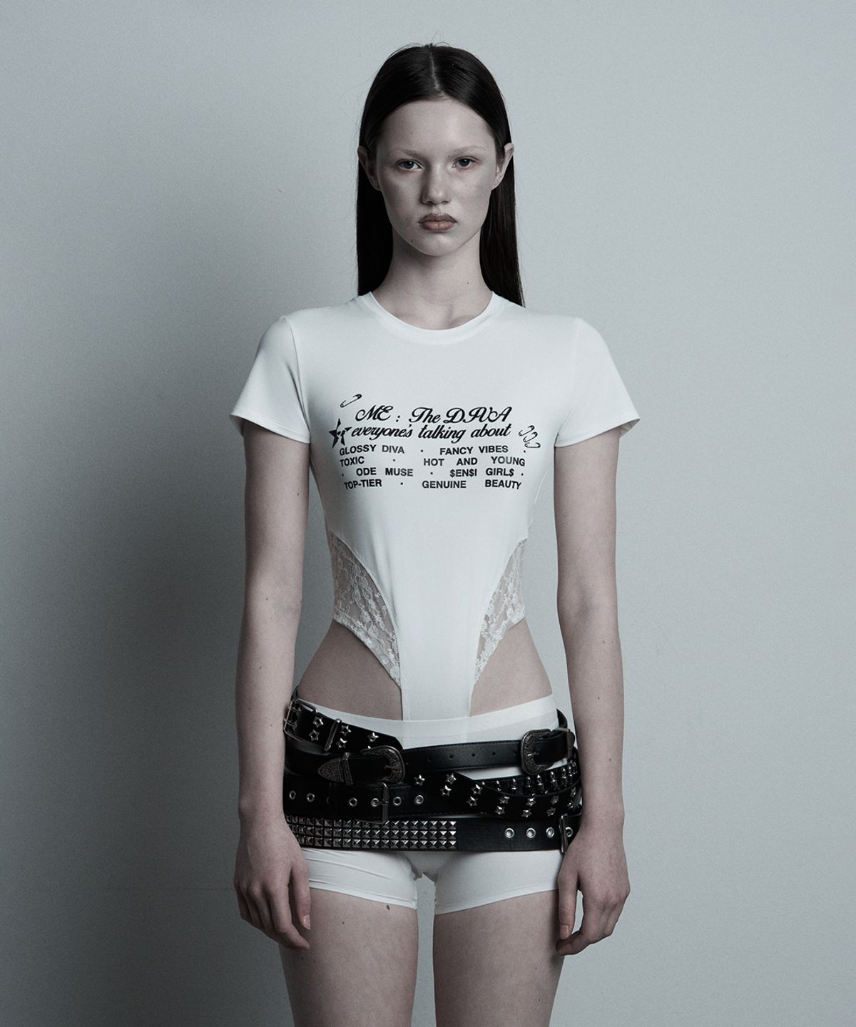 일리오(ILLIO) White Diva Lace bodysuit