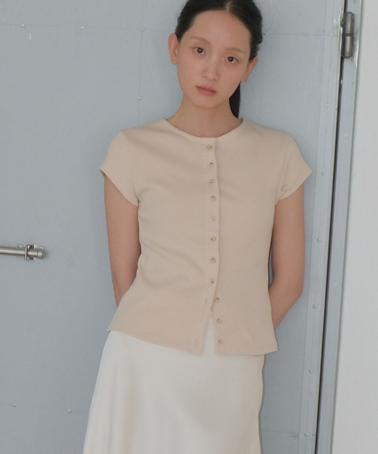 BUTTON HALF T-SHIRT - BEIGE