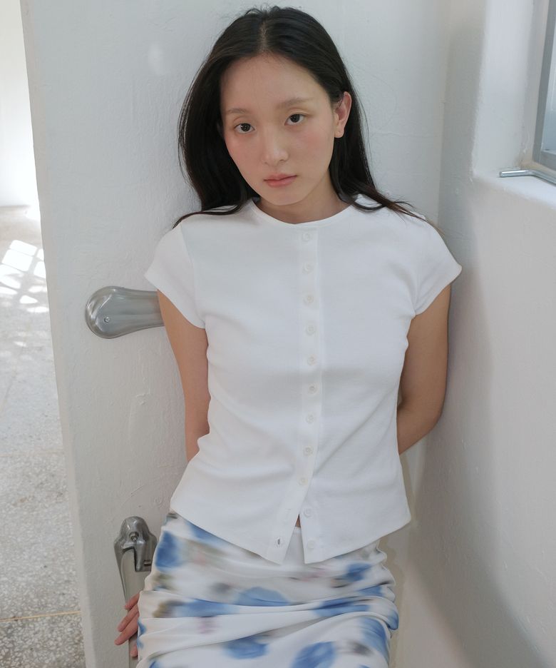 BUTTON HALF T-SHIRT - WHITE