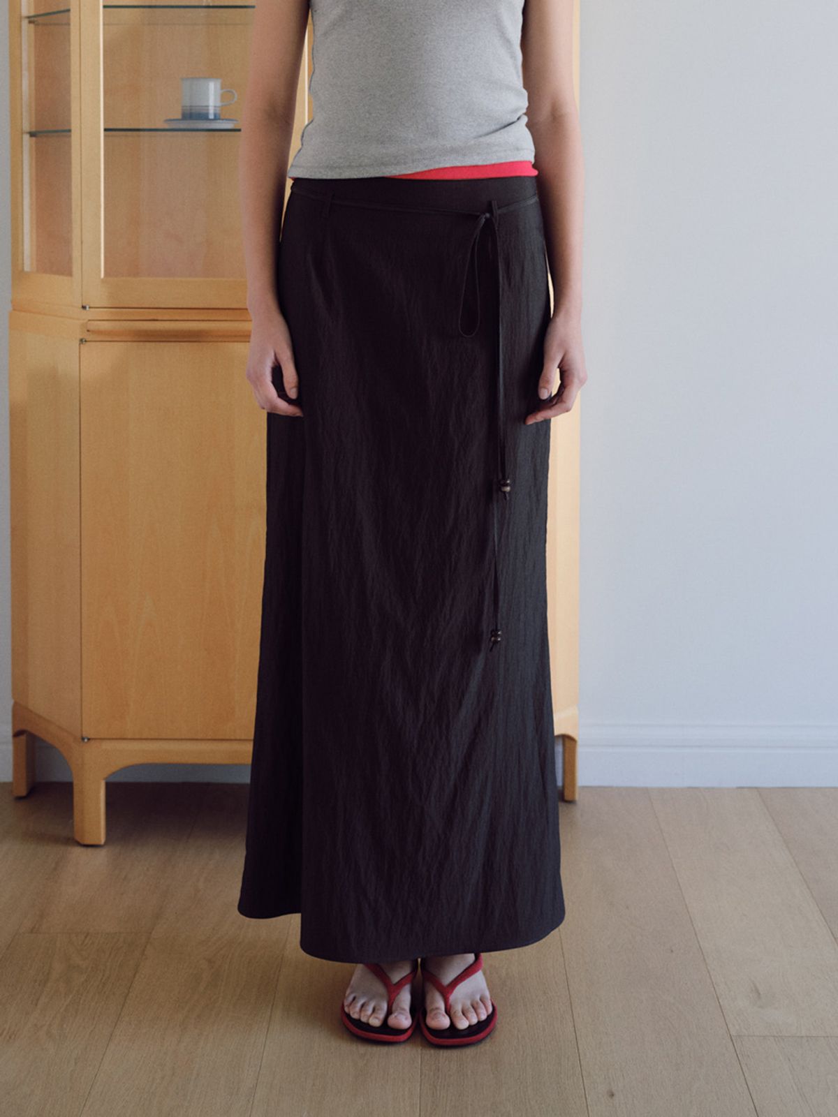 베이오드(BAIE OUD) Bead belt long skirt_charcoal