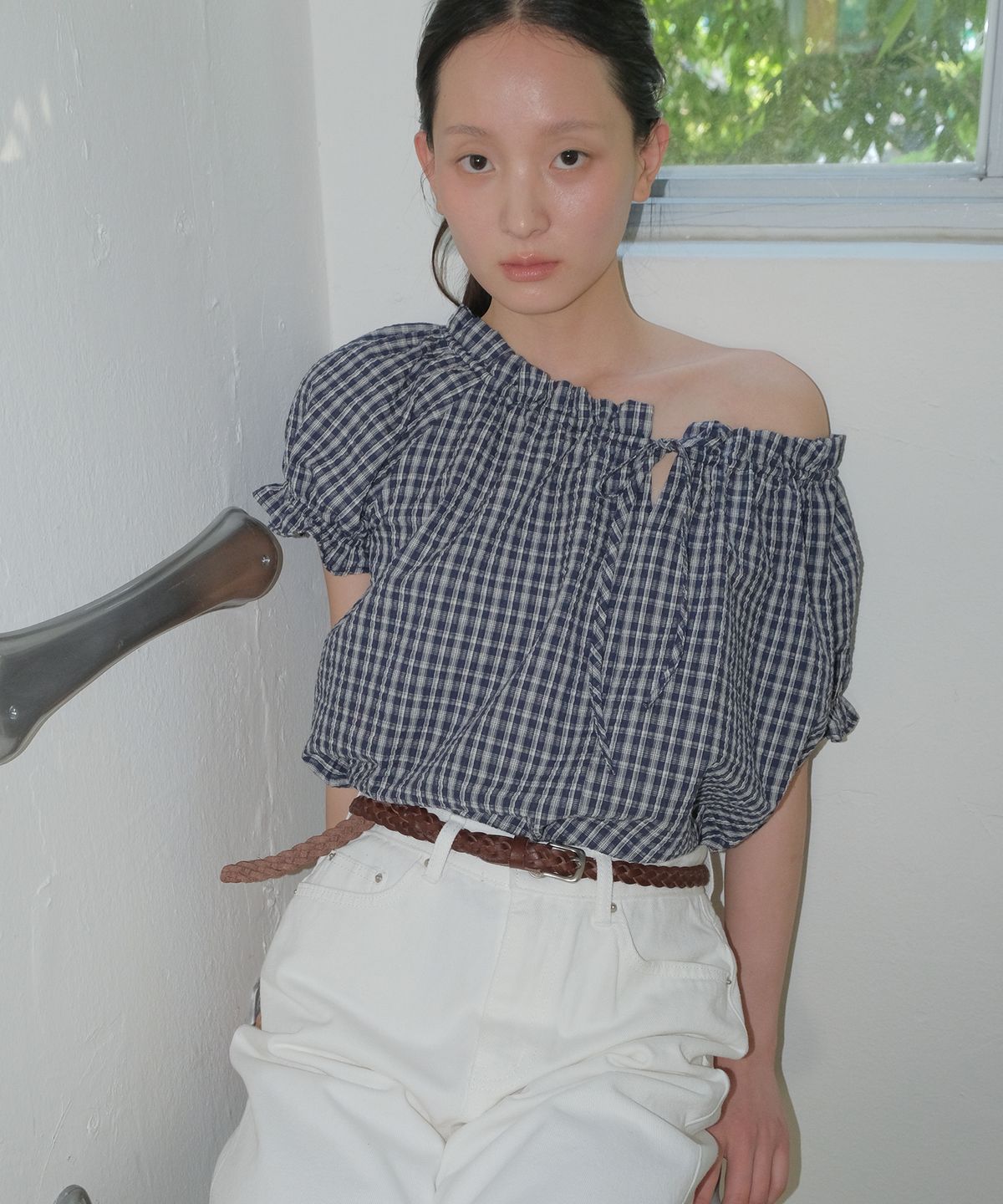 쏘이르(SO IR) RUFFLE HEM SHIRRING BLOUSE - CHECK