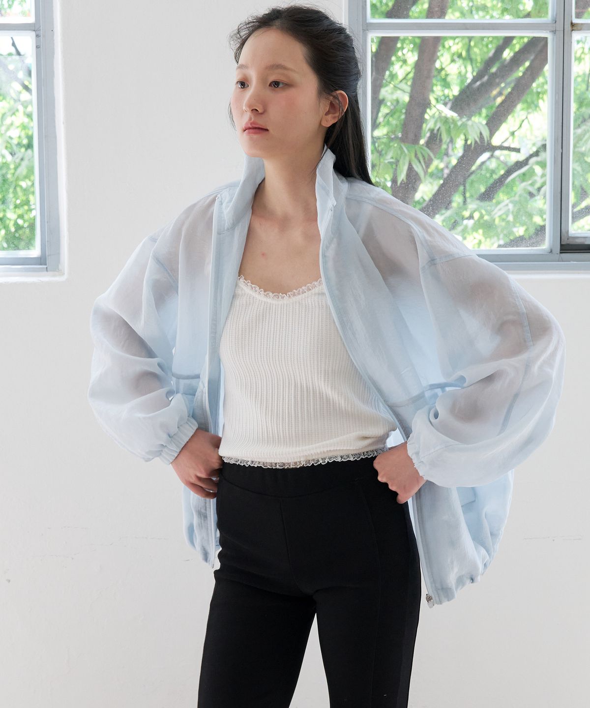 쏘이르(SO IR) SHEER WINDBREAKER - SKYBLUE