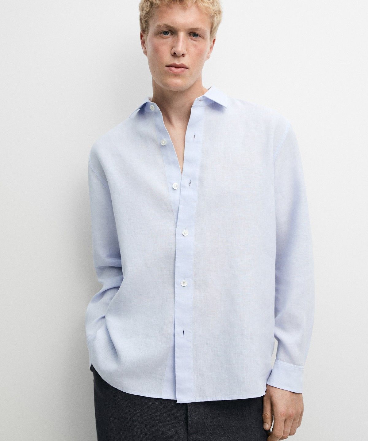 마시모두띠(MASSIMO DUTTI) 100% 린넨 레귤러 핏 셔츠