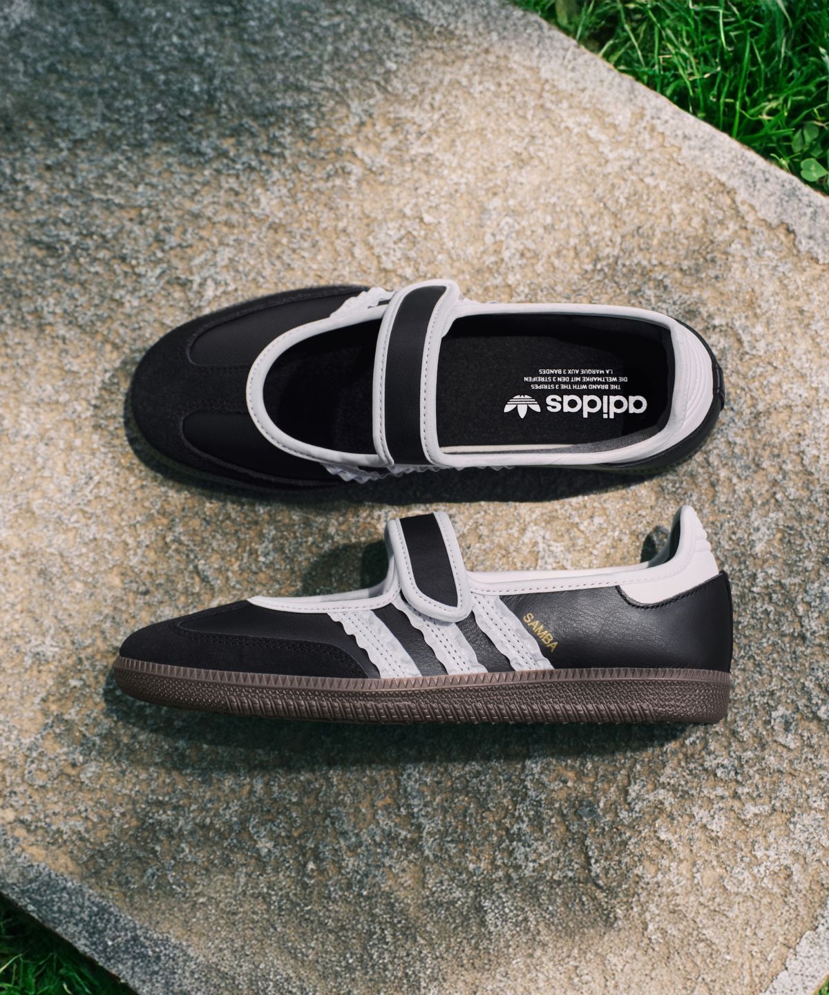 아디다스(ADIDAS) 삼바 제인 - 블랙:화이트 / KZ6690