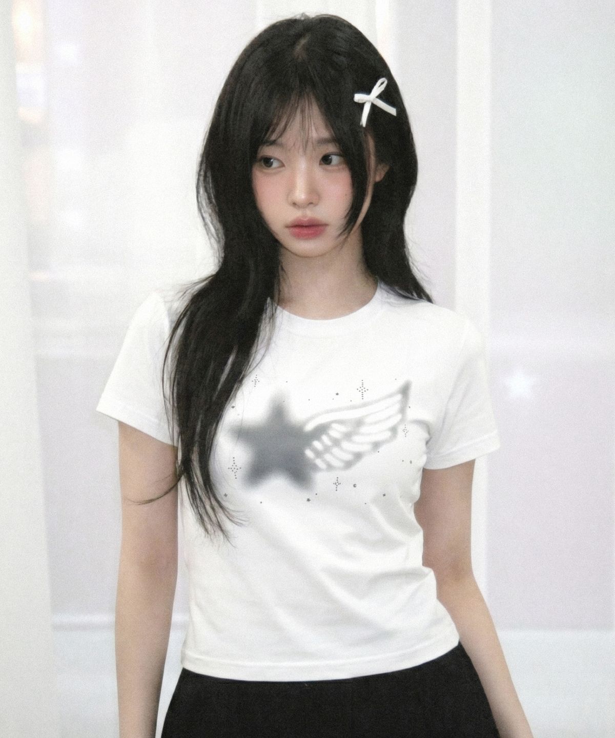 로우그(RAWGUE) 스타 글로우 그래픽 티셔츠_화이트