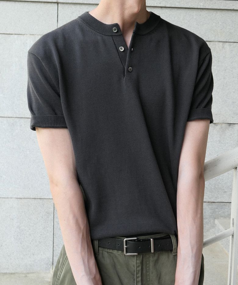 SOLID HENLEY NECK HALF KNIT [GRAPHITE]