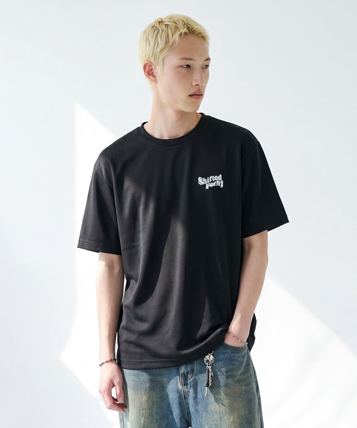 체이스컬트(CHASECULT) 공용 쿨 블러 그래픽 반팔 티셔츠-FCRU5829E03
