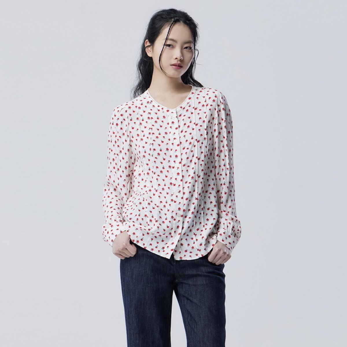 베네통(BENETTON) 플라워 패턴 레이스 블라우스_BABLE1631IV