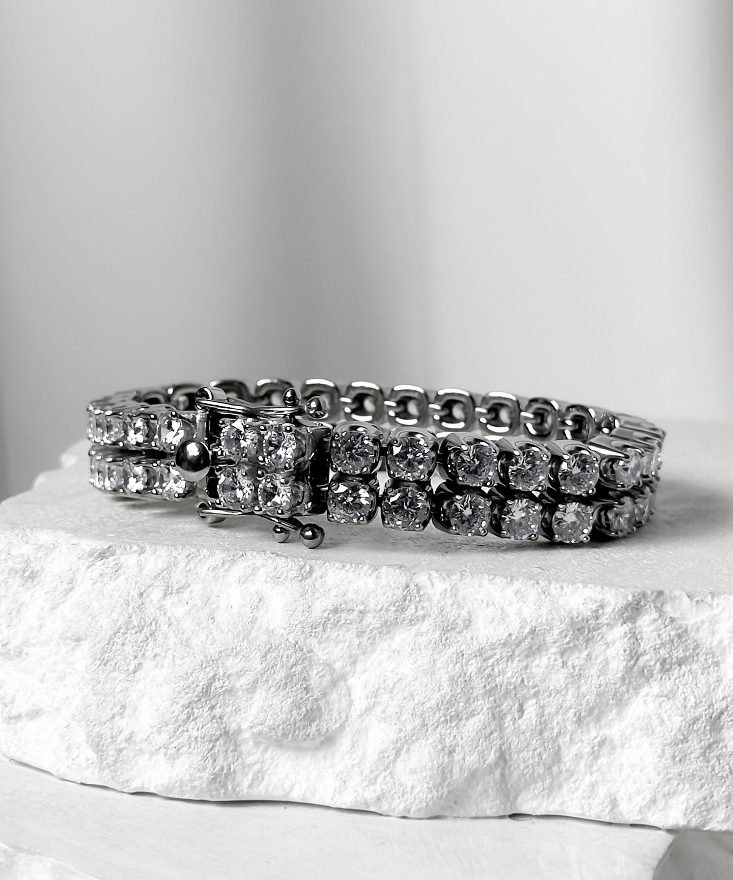 MUSINSA | BLESSED BULLET Blessed_12mm Ice Box Cube Double Bracelet