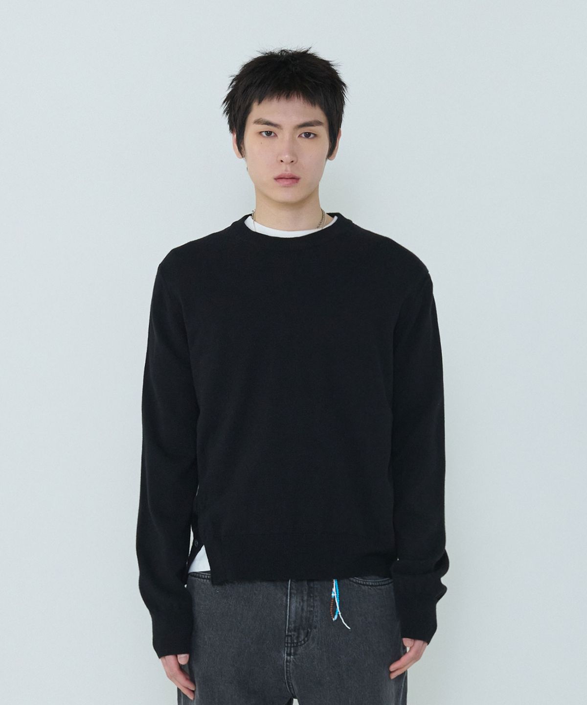 더씽인데어데어(THE THING IN THEIR THERE) Composed Slit Knit Black