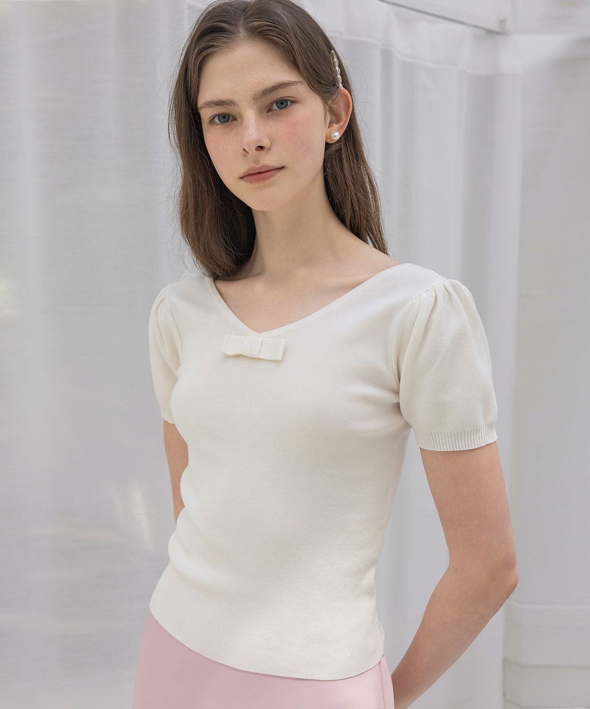로트르드민(LAUTREDE MIN) Twoway Ribbon Puff Ivory Knit Top