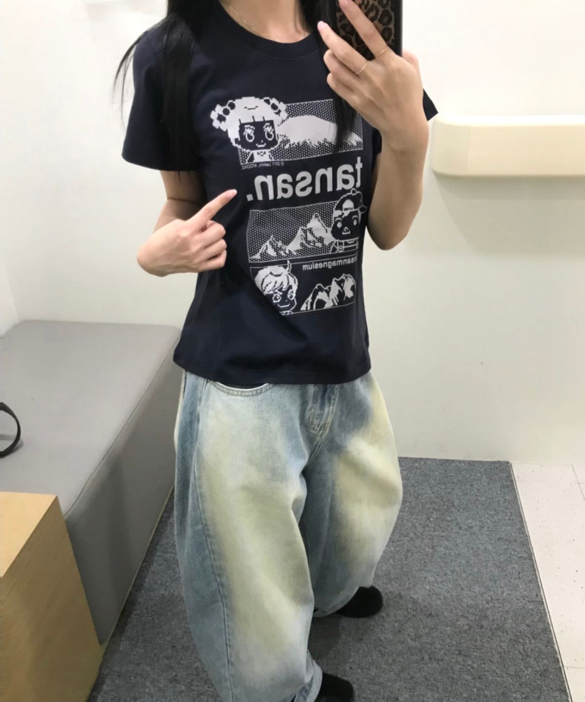 탄산마그네슘(TANSANMAGNESIUM) 안녕자두야X탄산 마운틴 자두 티셔츠 (네이비)