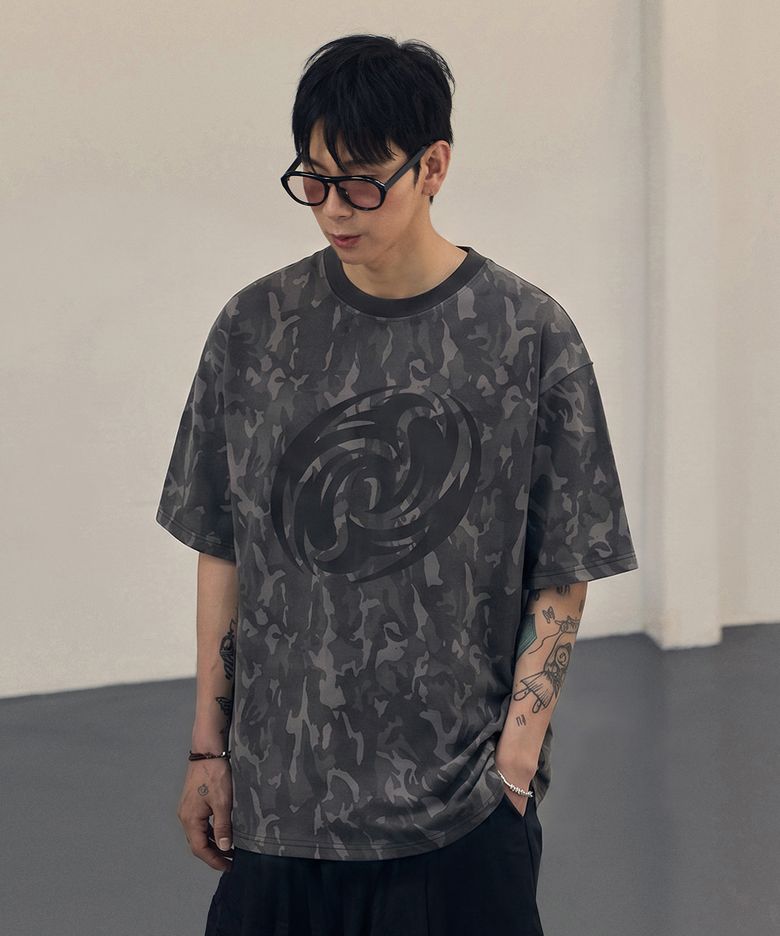 BC 카모 토네이도 반팔 티셔츠 (CHARCOAL)