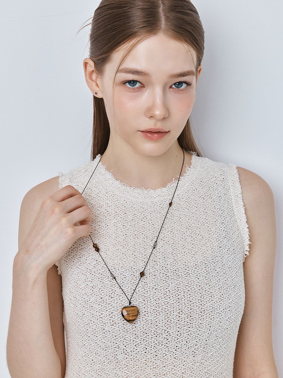 헤이(HEI) tiger eye heart pendant necklace