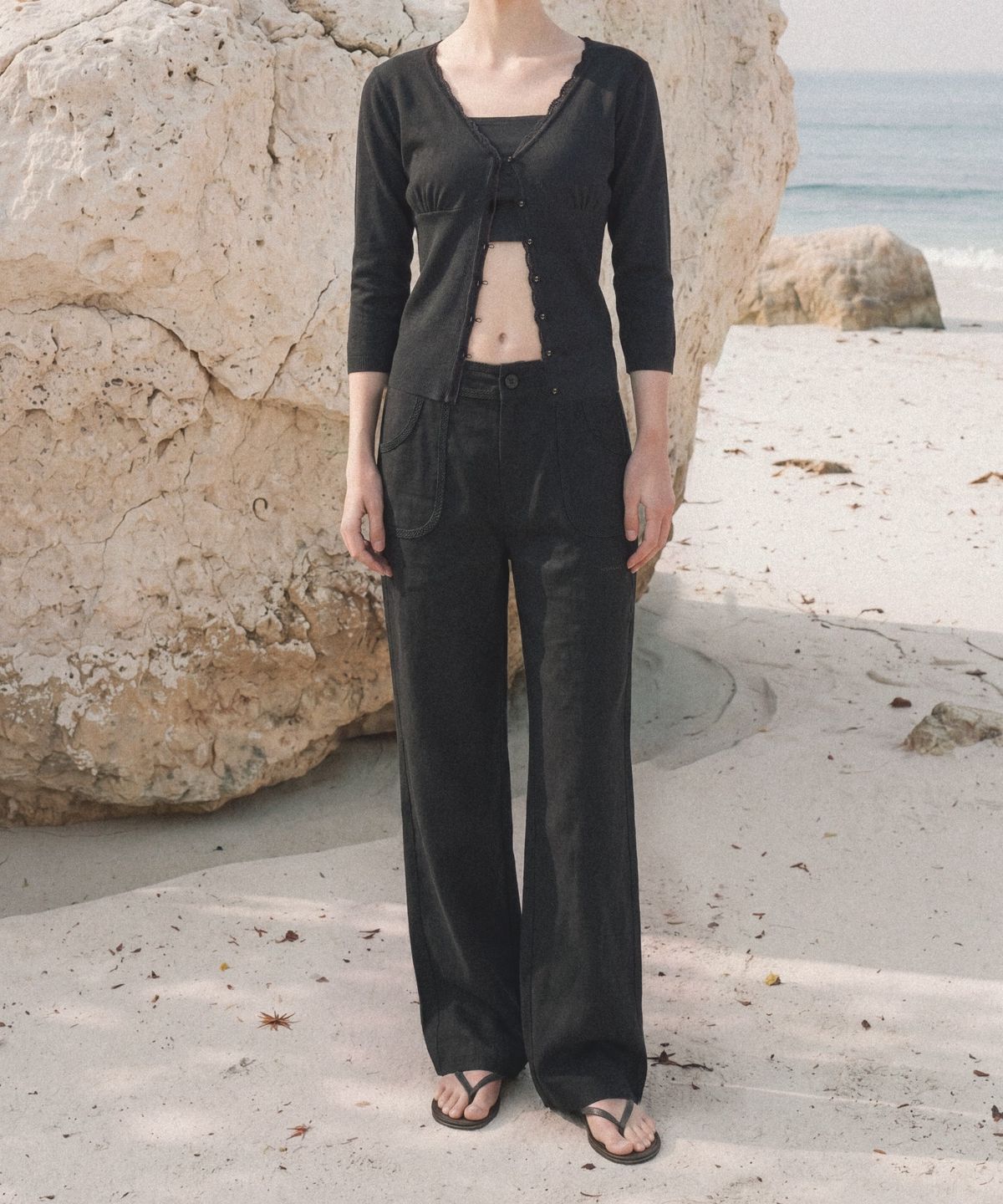 폴뉴아(FOLNUA) NOIR LINEN PANTS (BLACK)