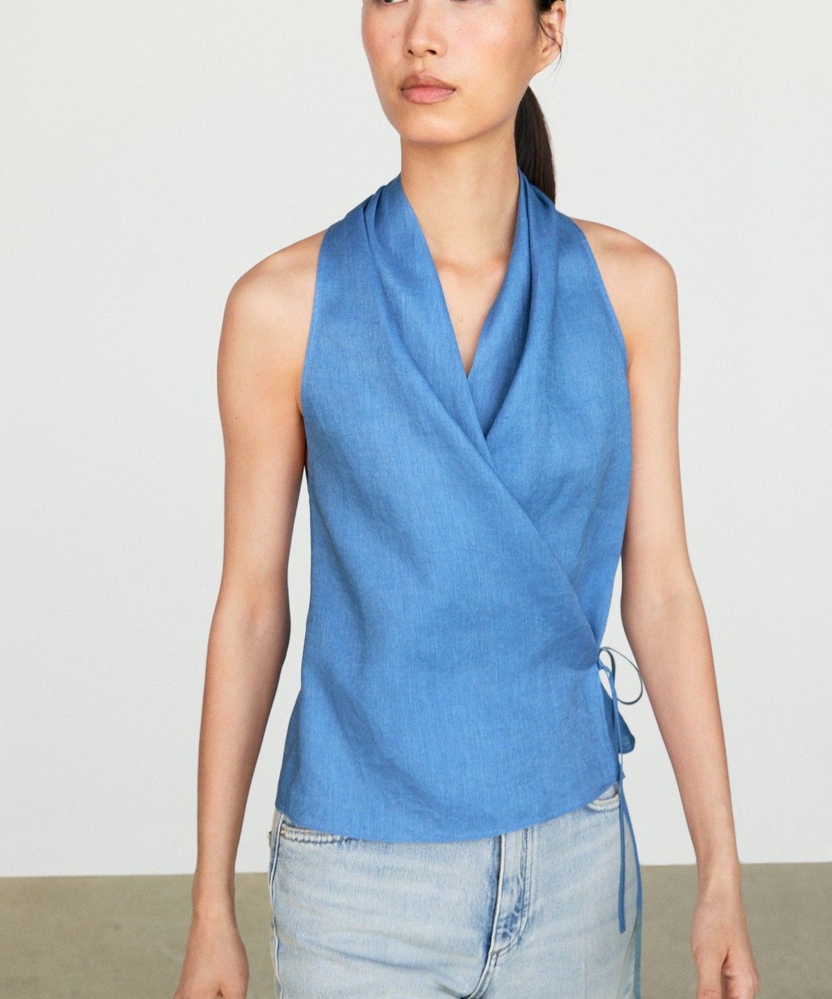 마시모두띠(MASSIMO DUTTI) 100% 린넨 크로스 홀터넥 탑