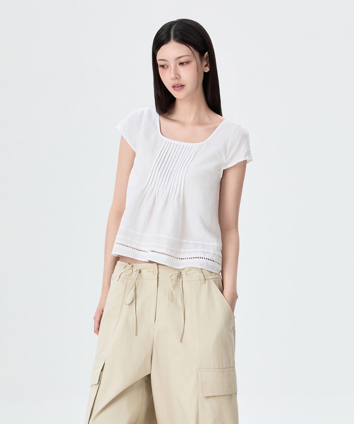 미쏘(MIXXO) 린넨 핀턱 블라우스_MIWBWG721G