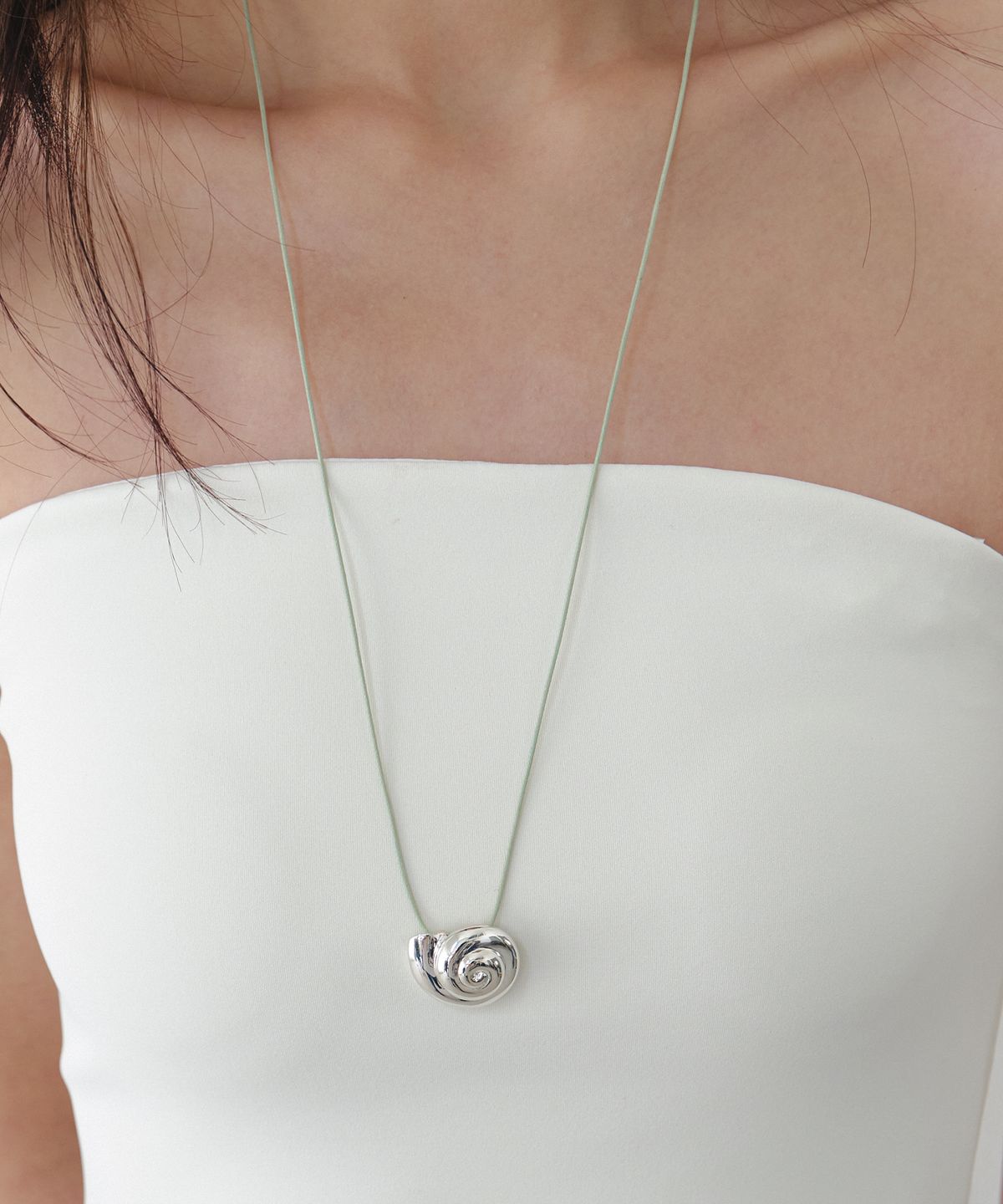 바이위켄드(BYWEEKEND) Seashell necklace_cotton