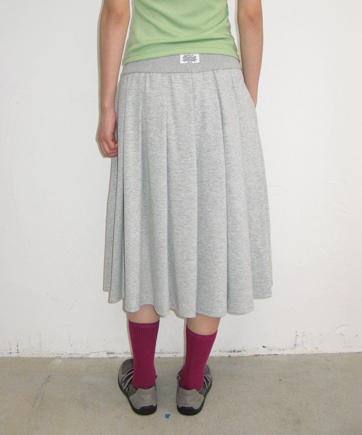 론론(RONRON) PLEATS SWEAT LONG SKIRT GREY