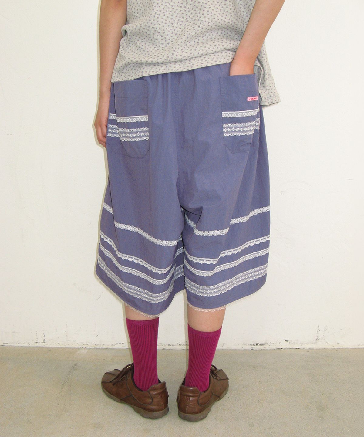 론론(RONRON) LACE TRIM NYLON BERMUDA PANTS PURPLE