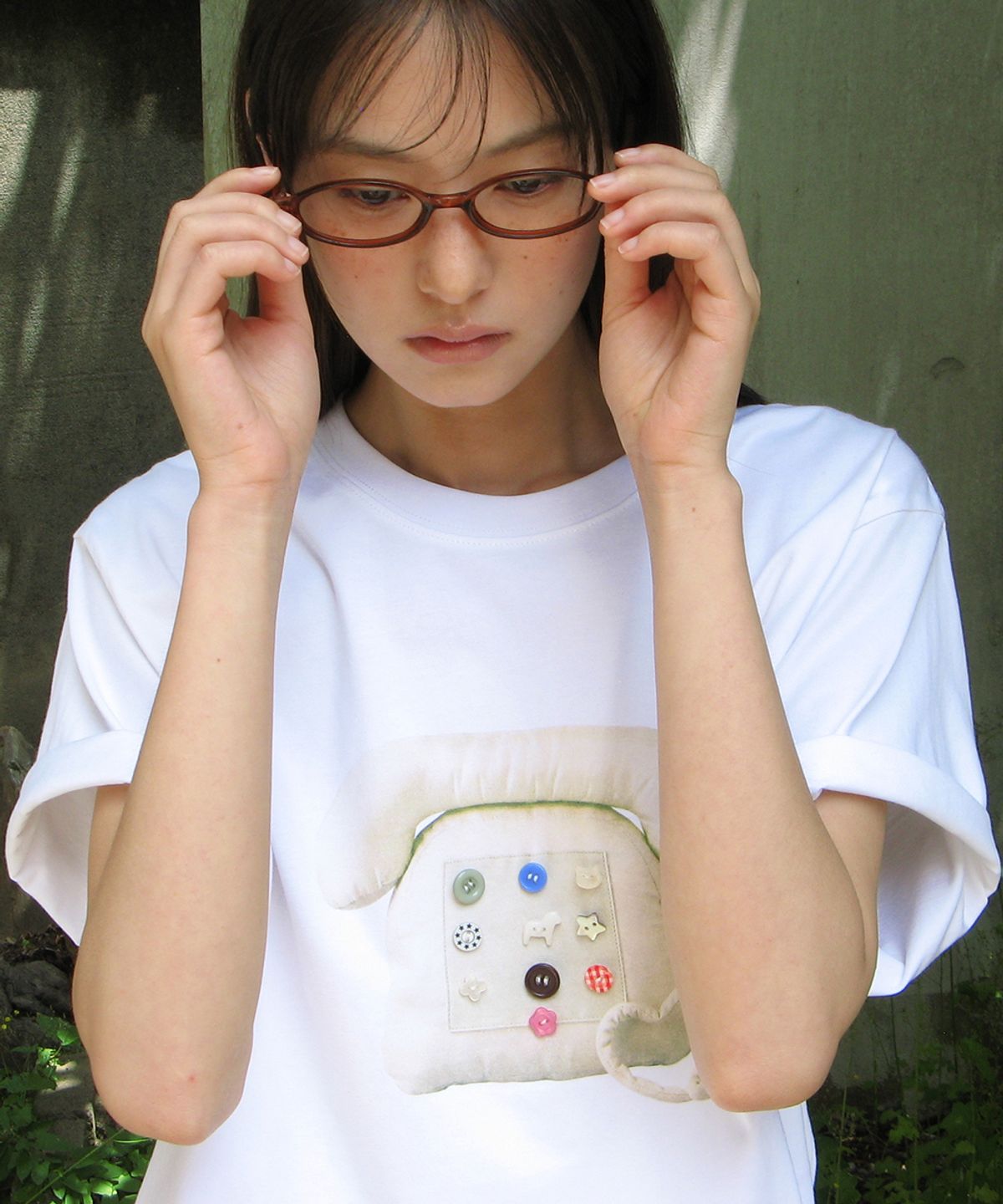 론론(RONRON) BUTTON RETRO TELEPHONE T SHIRT WHITE