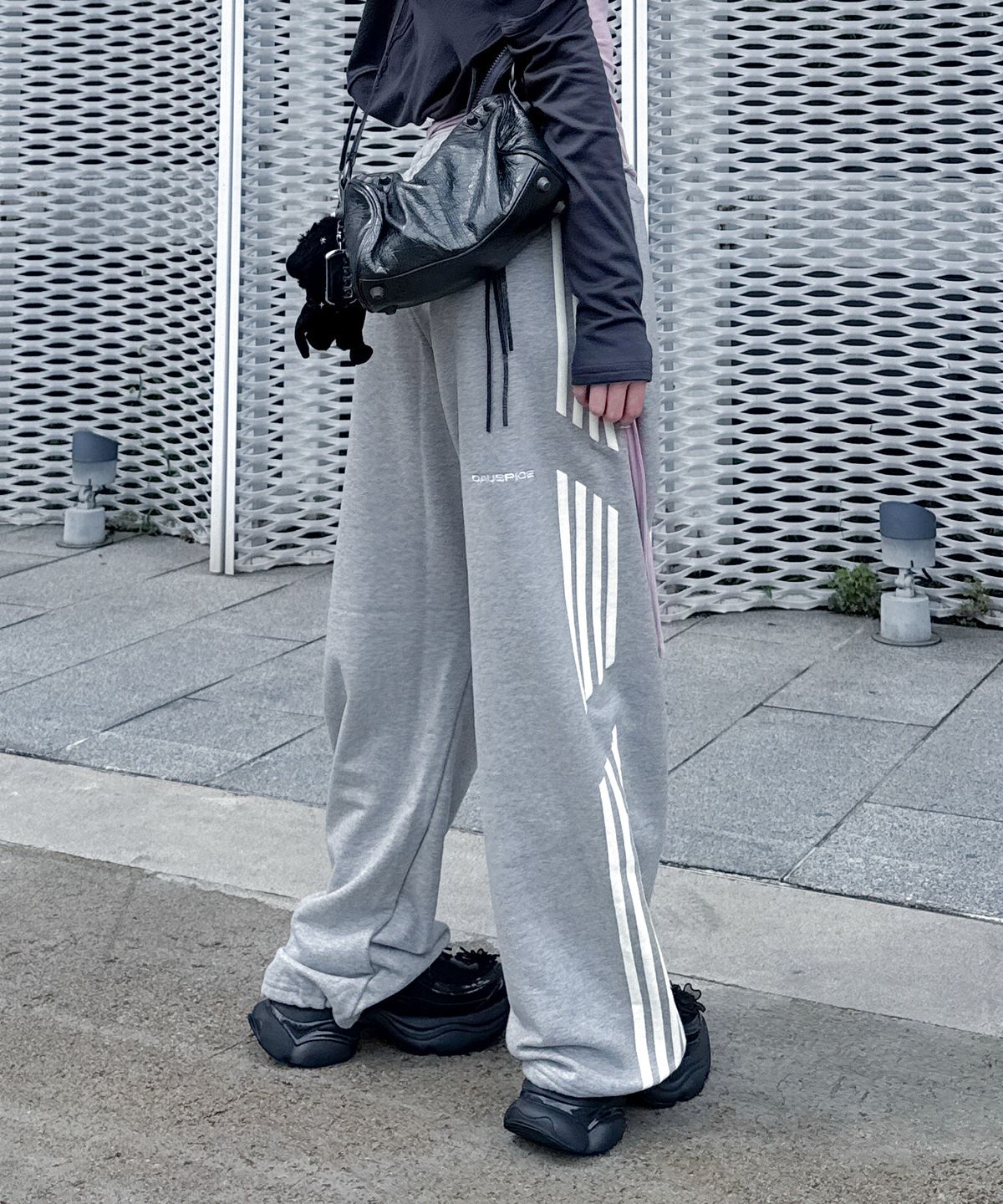 디오스피스(DAUSPICE) (DUC) The Sweatpants Gray