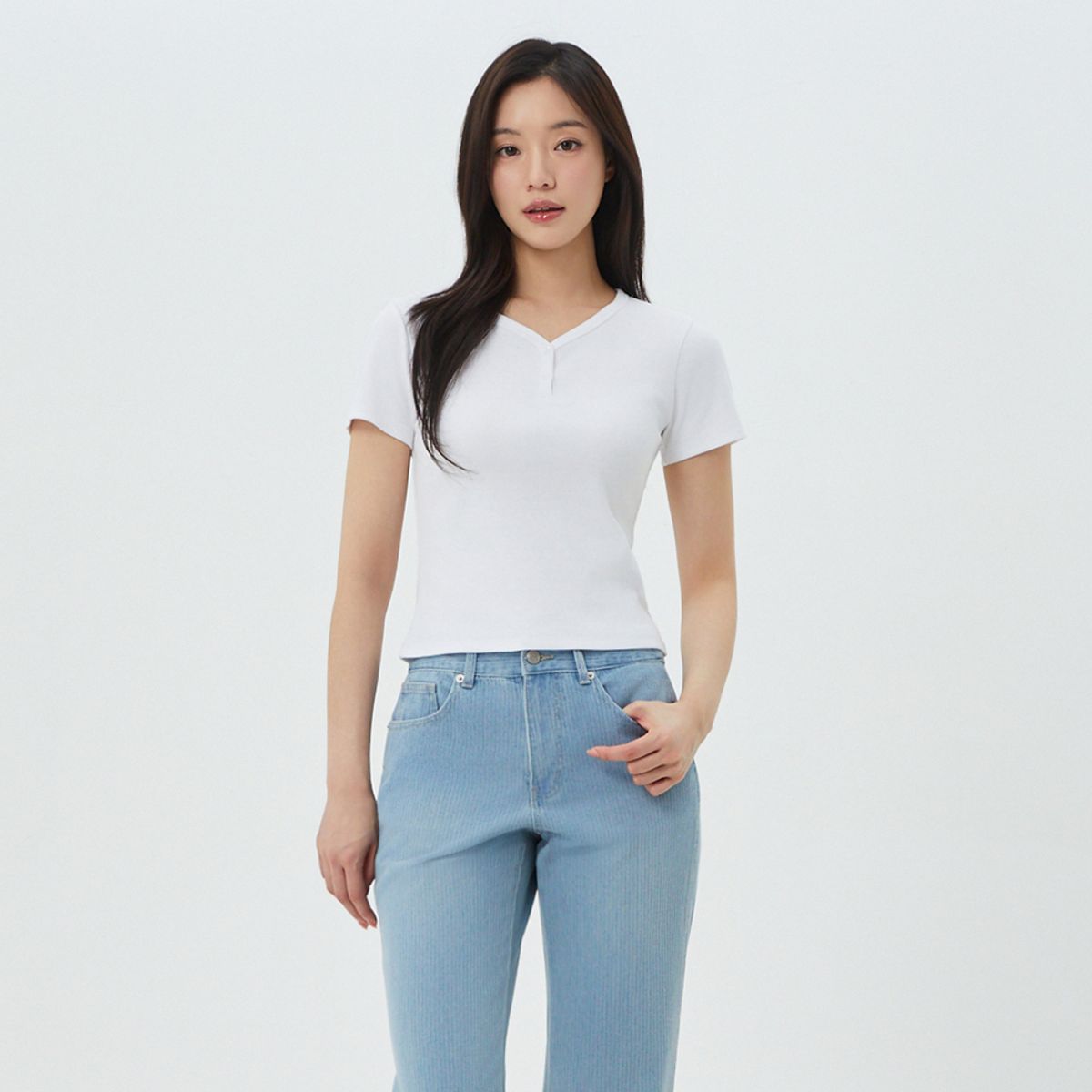 플라스틱 아일랜드(PLASTIC ISLAND) [BEIGE]브이넥 버튼 티셔츠 PS7CH306