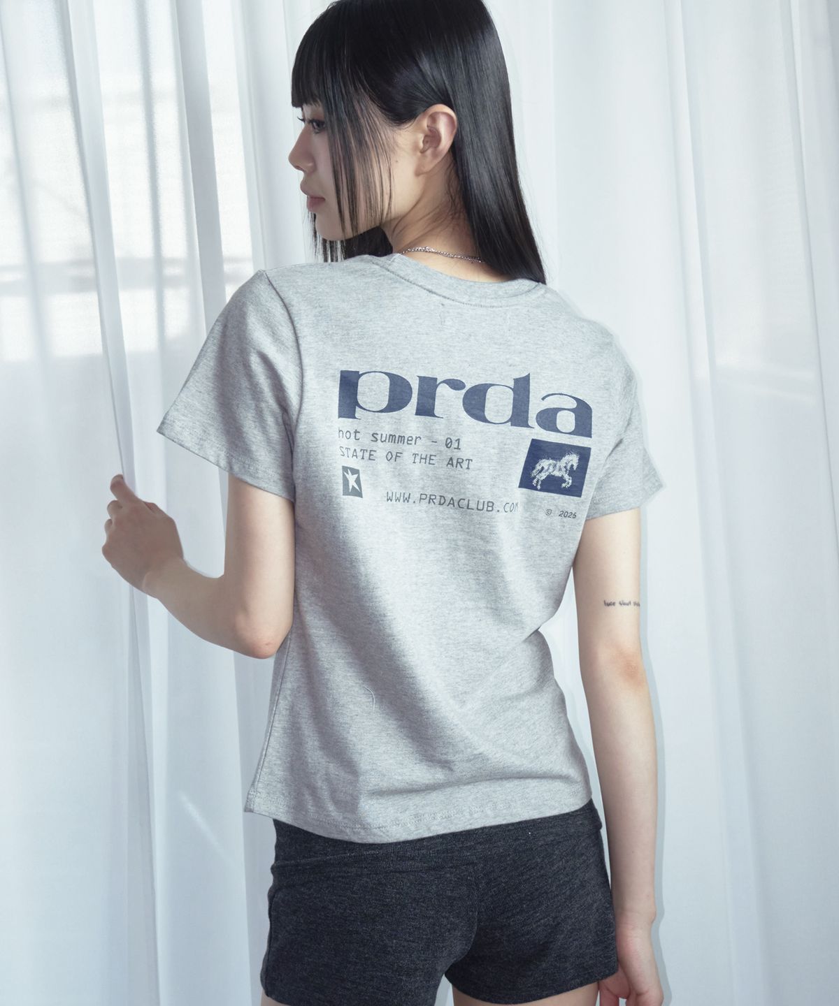 프렌다(PRENDA) STATE SEMI CROP TEE GRAY