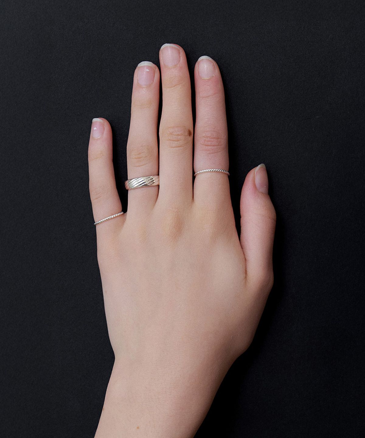 오블라(OVLA) soft oblique line ring JR010