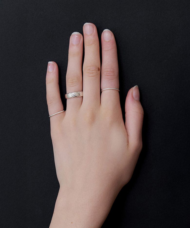 soft oblique line ring JR010