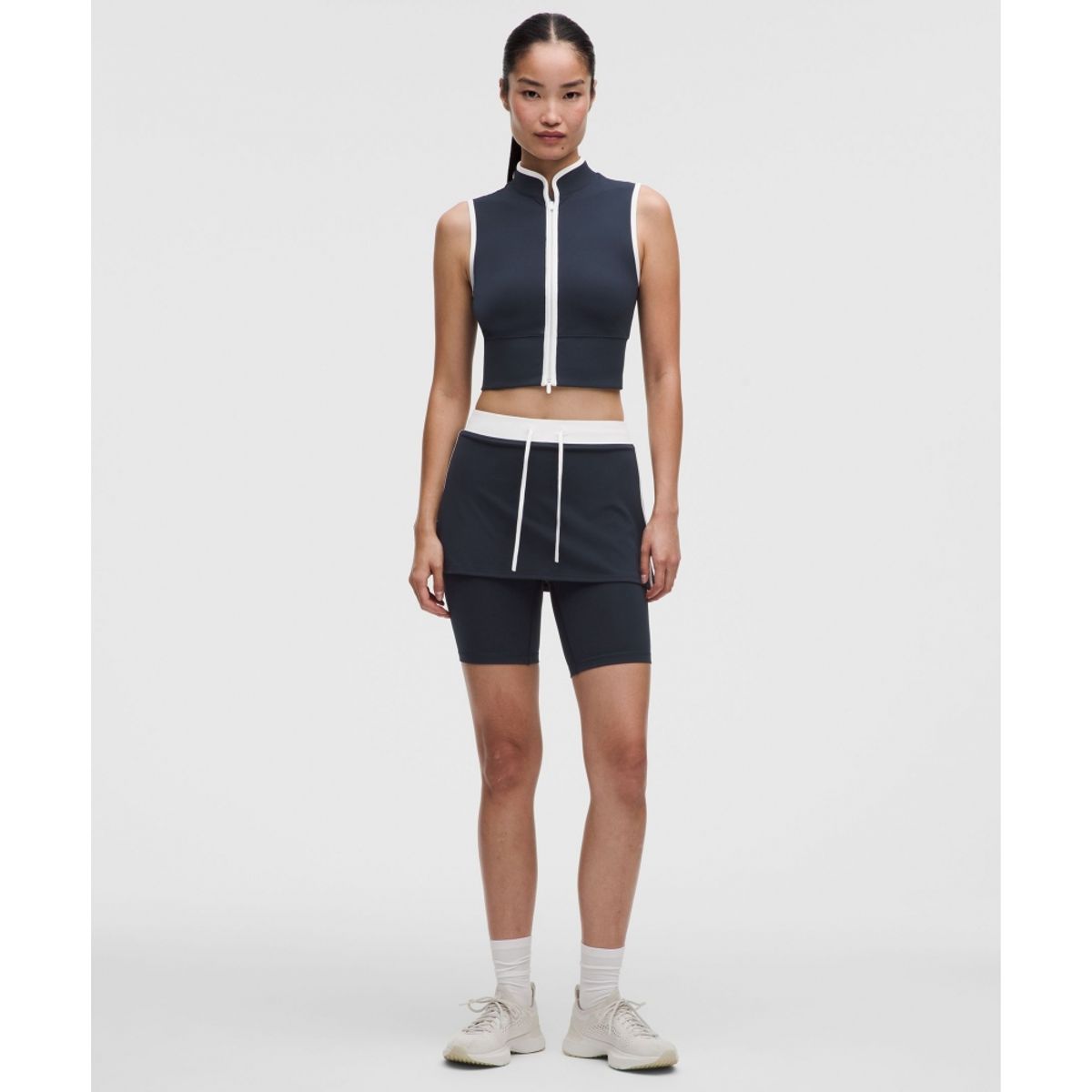 룰루레몬(LULULEMON) Everlux™ 컬러블록 레이어드 스커트  TRNV WHT