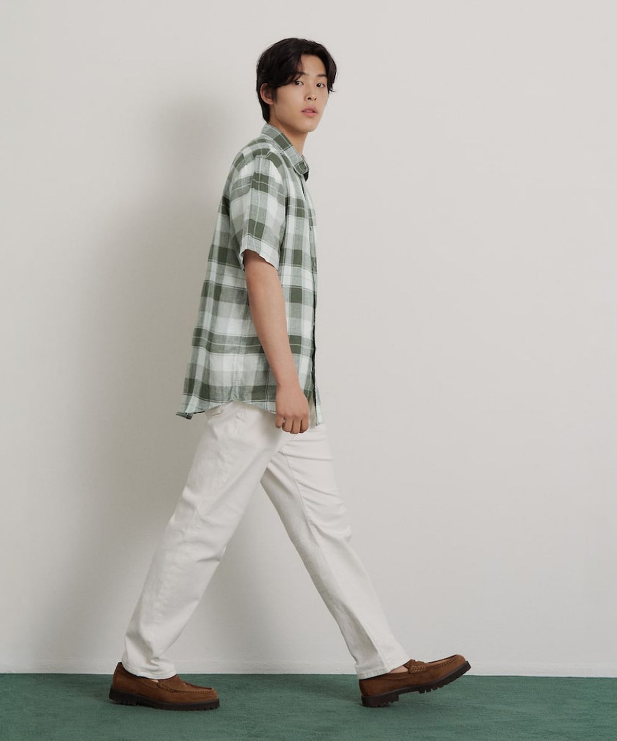 빈폴 멘(BEANPOLE MEN) 리넨 미디엄 체크 반소매 셔츠  카키