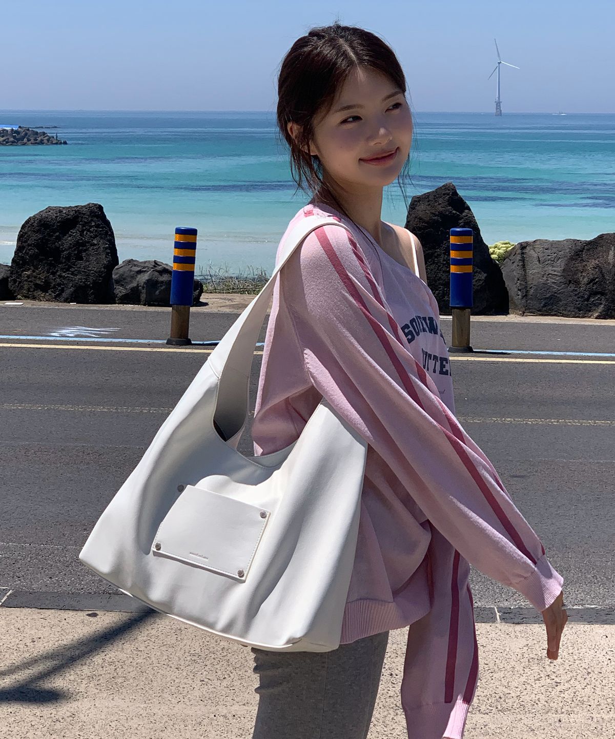 썸웨어버터(SOMEWHEREBUTTER) Archive Bag - Ivory